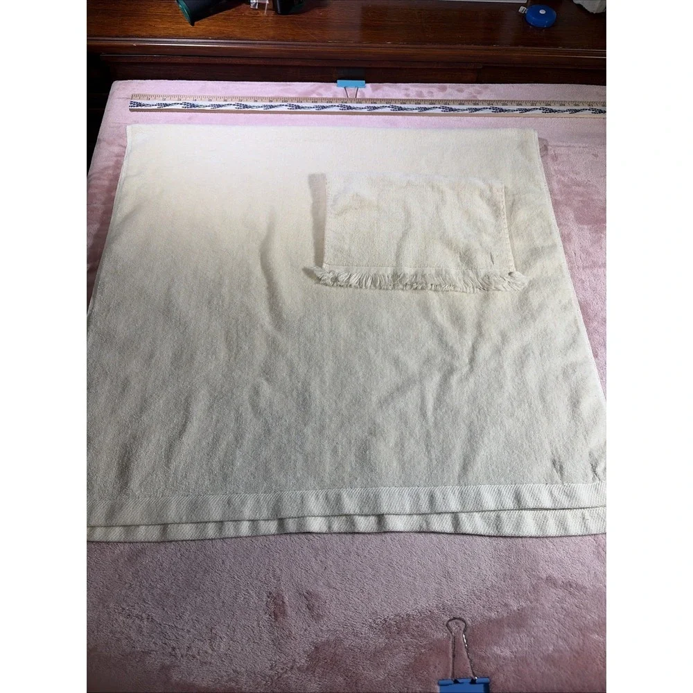 Vintage Martex Bath Towel And Hand Towel Set. Horse Applique.